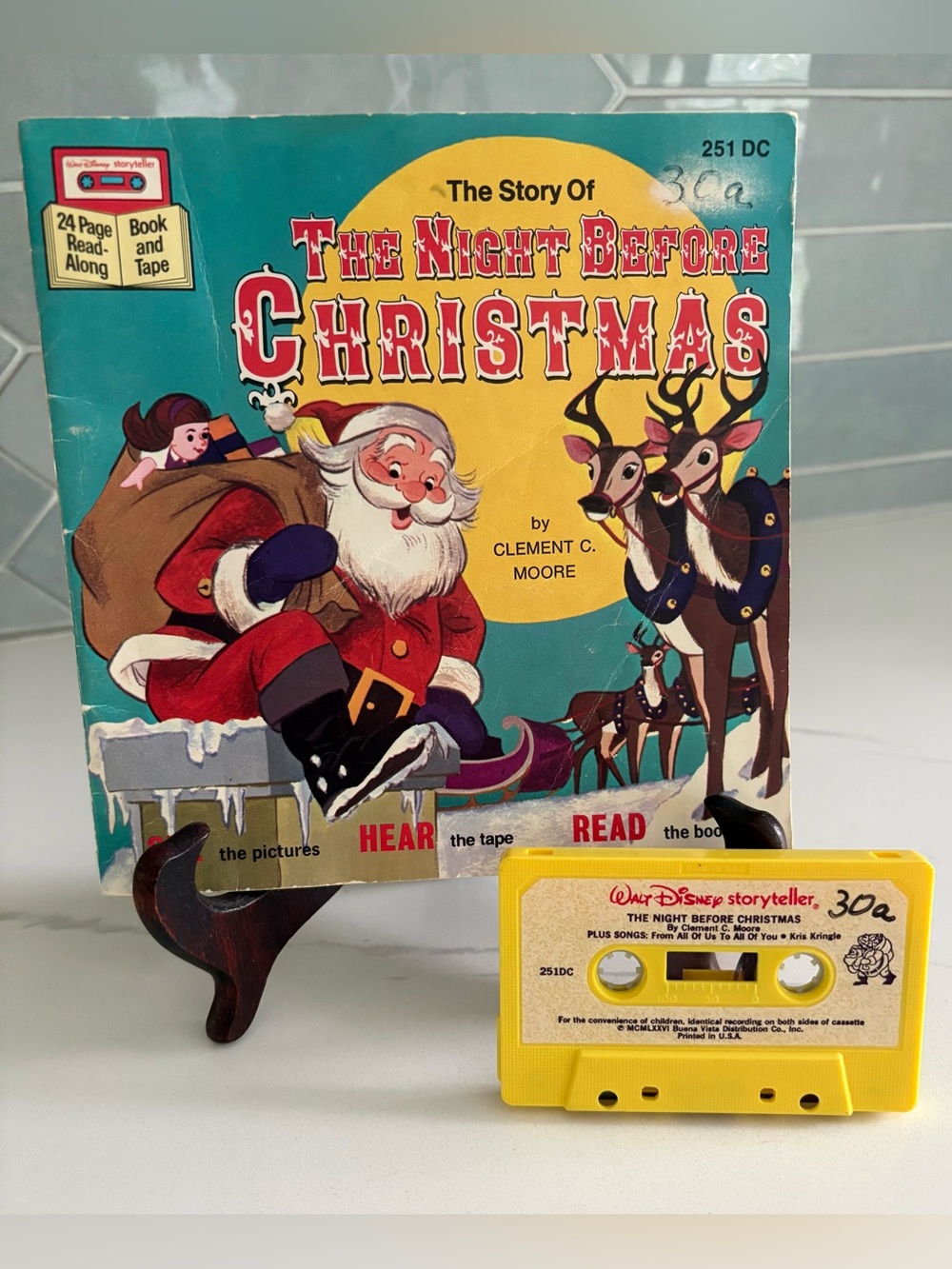 Vintage 1976 Walt Disney Storyteller The Night Before Christmas Book & Cassette